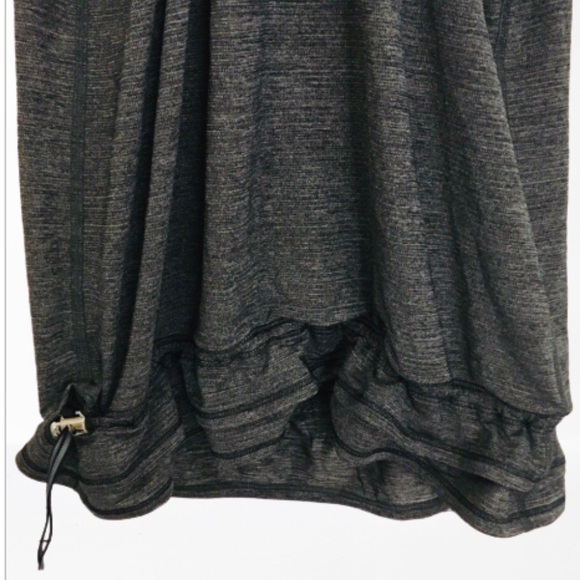 LULULEMON Athletics Sleeveless athletic top. - Picture 6 of 7